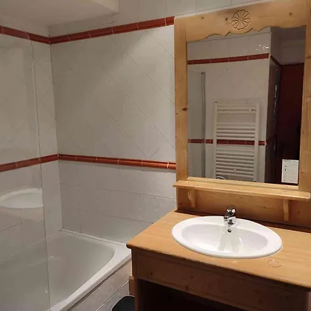 Apartment Duplex 2p Avec Balcon, Parking Et Casiers A - Fr-1-504-686 Uvernet-Fours